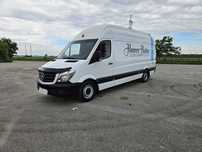 Mercedes- Sprinter