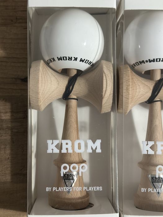 Kendama Krom Pop Lol