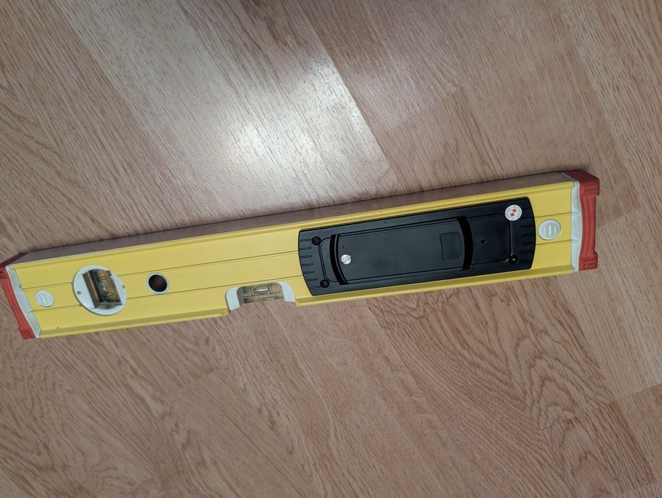 Nivela electronica profesionala cu bula de aer tip 96  40cm