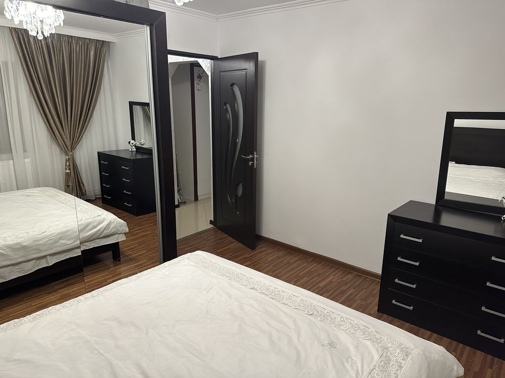 Vand Apartament cu 3 camere