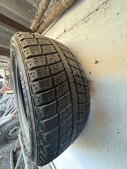 Зимние шины размером 16/55/225