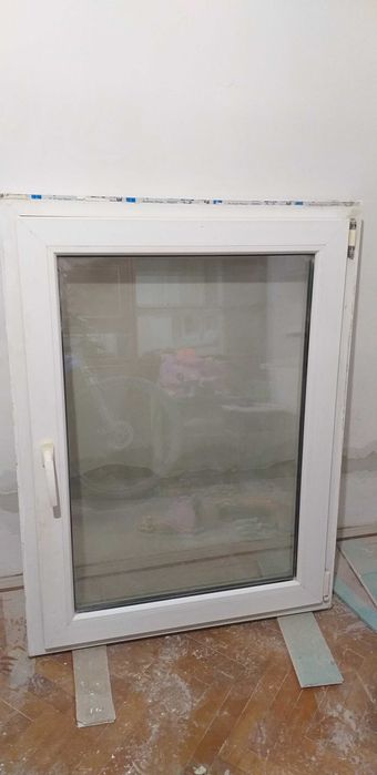 Geam termopan oscilobatant 85x114