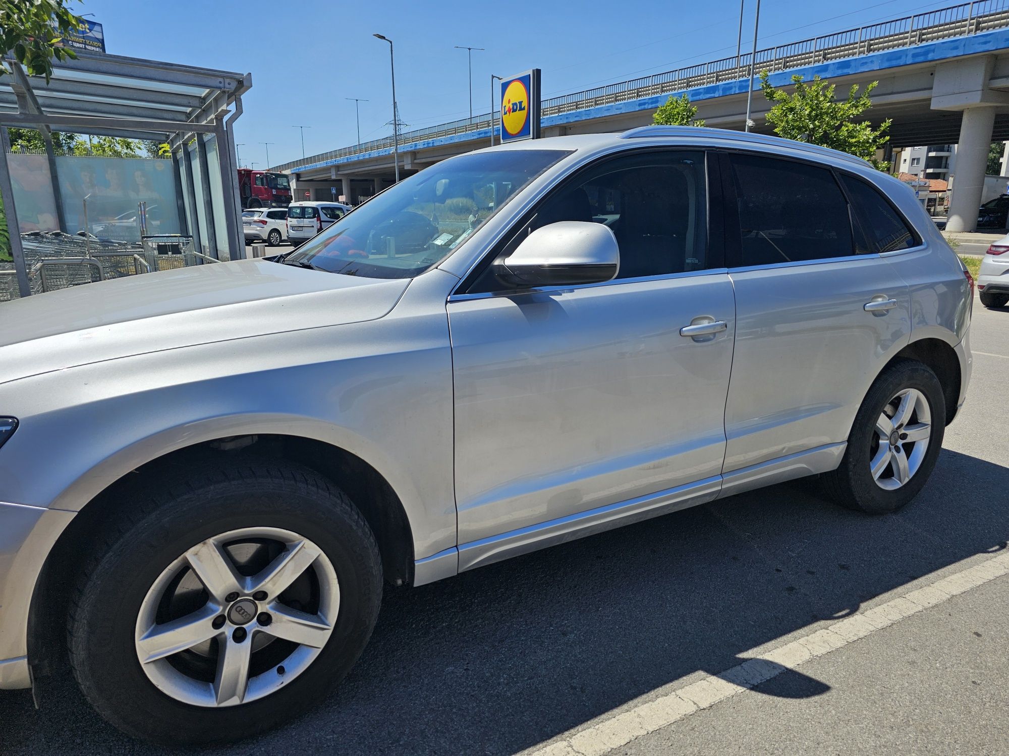 Ауди Q5 2.0 TDI 170hp