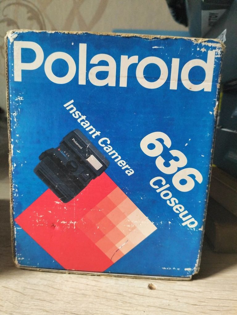 Продам Polaroid 636 Close Up