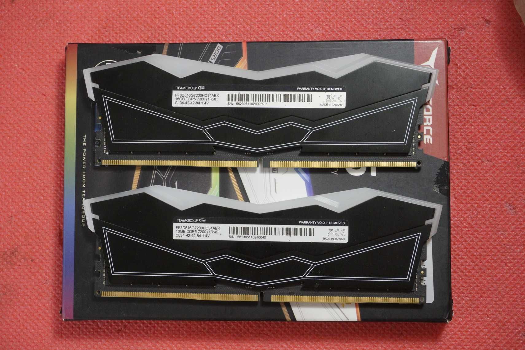 32GB RAM Памет DDR5 2x16GB 7200MT's CL34 TEAMGROUP Delta RGB / Вкл.ДДС