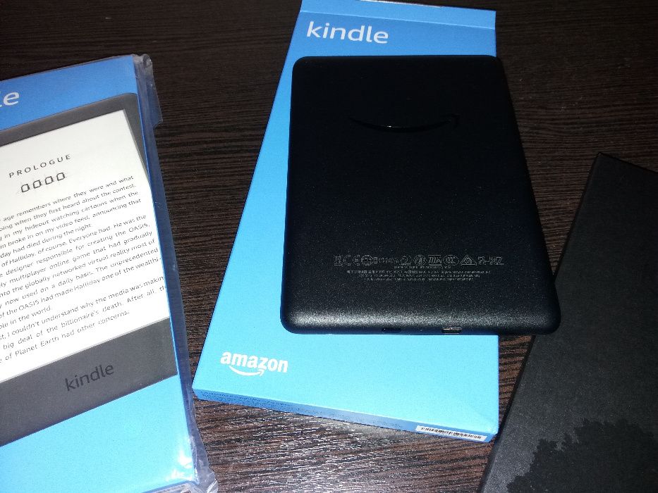 Новые электронные книги Amazon Kindle 10 с подсветкой