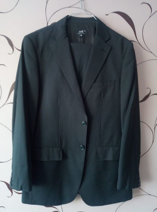 Продам костюм мужской