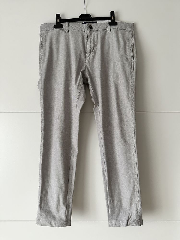 Pantaloni casual Zara barbati