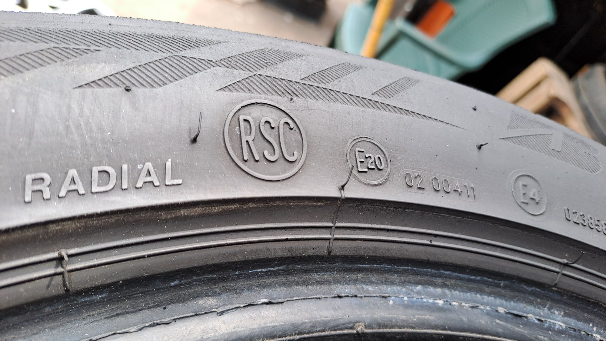 2бр. Летни 225/50/17 Bridgestone