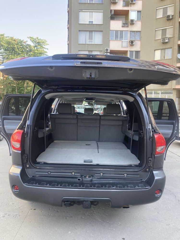 Toyota Sequoia 5.7 Газов инжекцион Регистрирана Облужена Бартер