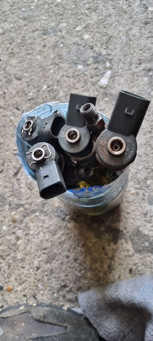 Injector Mercedes A-klass w169 B-klass w245 diesel cod a6400700787