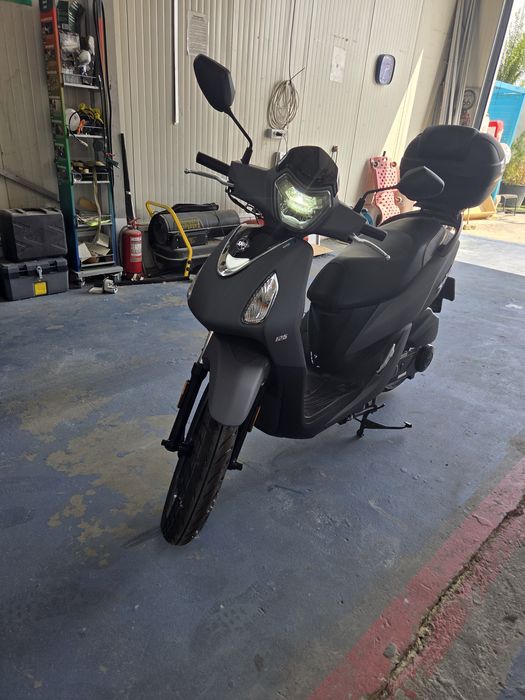 Scuter 125CC SYM nou 2025