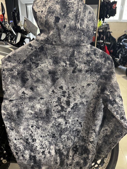 Ветровка с две Лица Bershka р-р XS/S