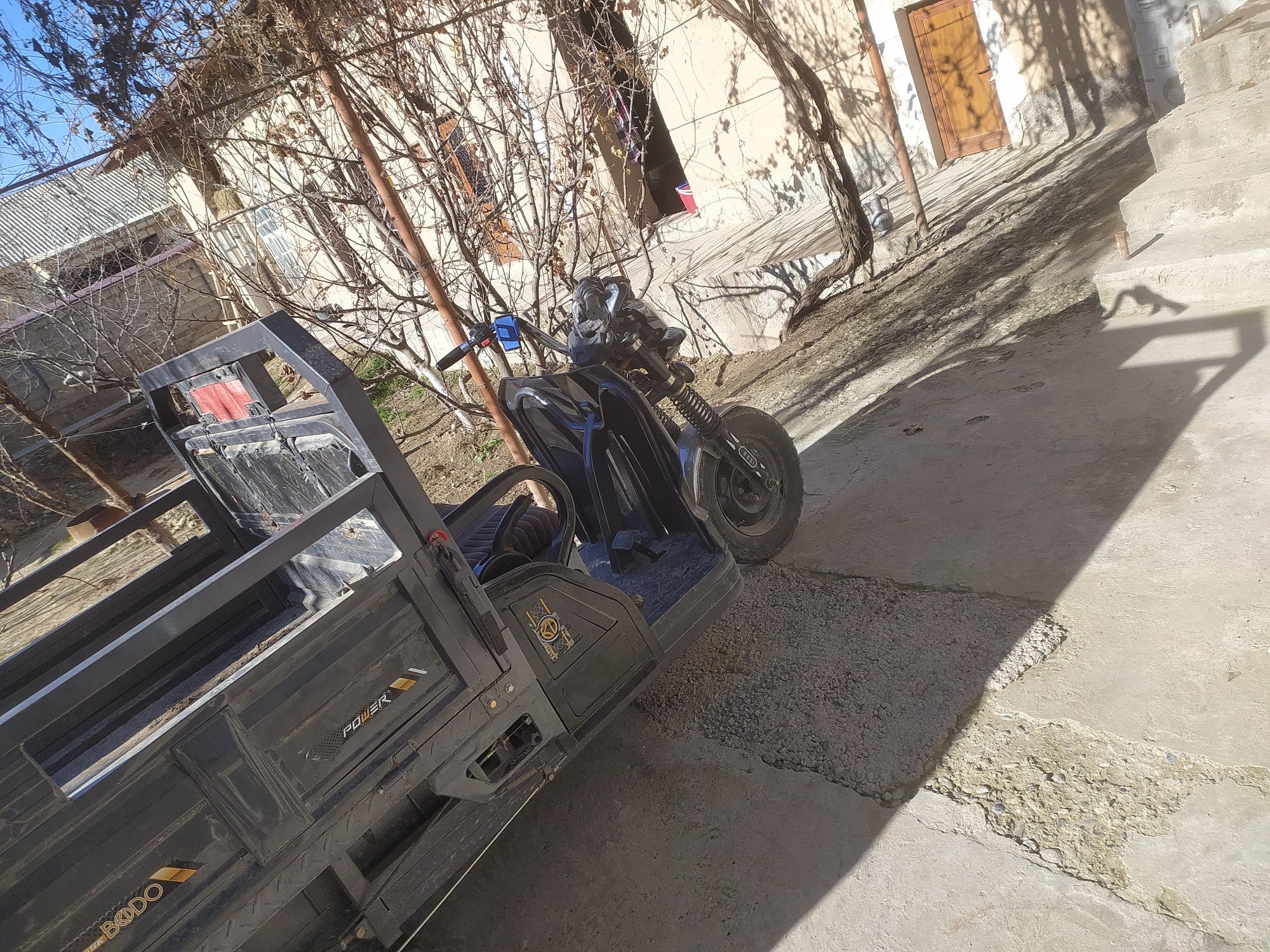 Elektra skutr yaxshi soz xolatda