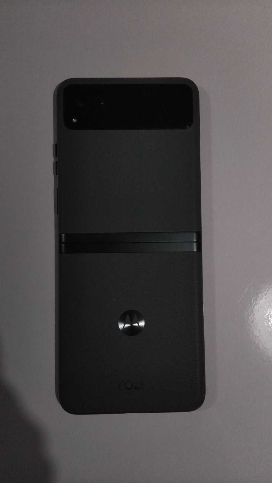 Motorola razr 40