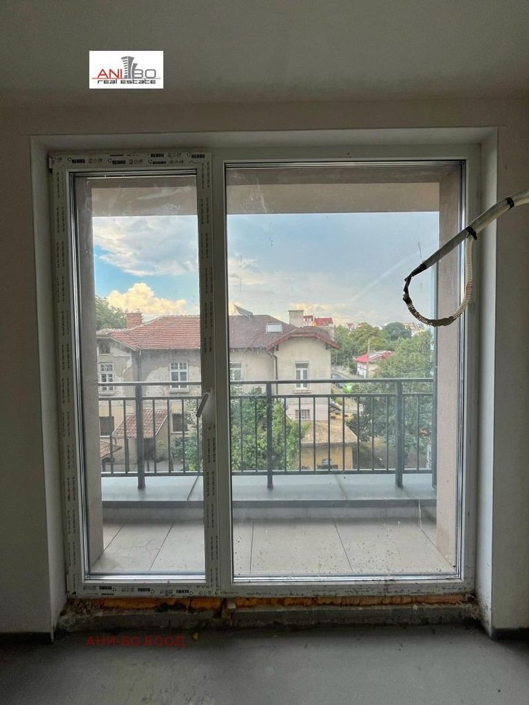 Продава се Двустаен апартамент в София, Център - 70 кв.м за 2593 €/кв.м - Снимка #6
