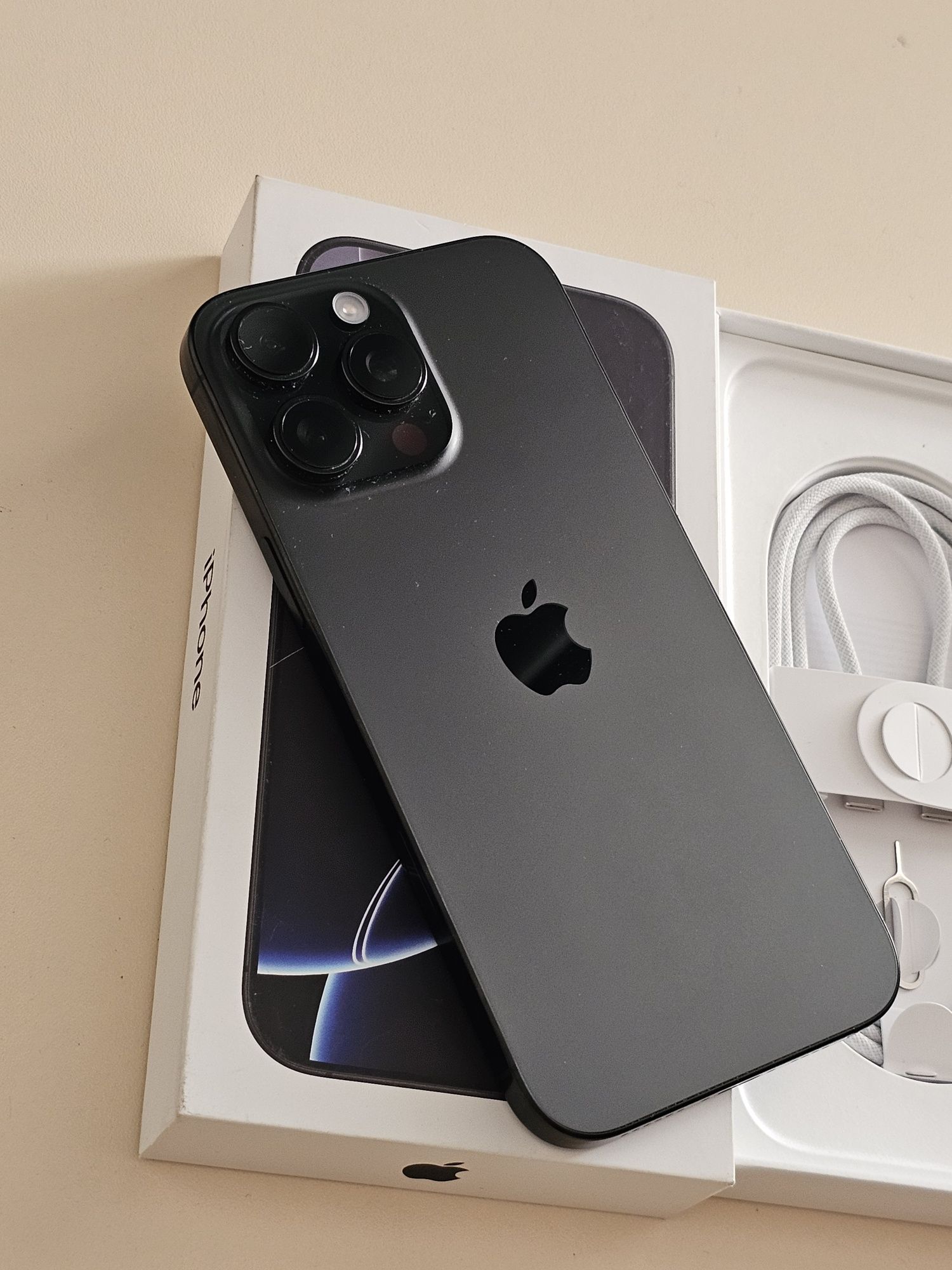 IPhone 16 Pro Max 256 gb akb 100