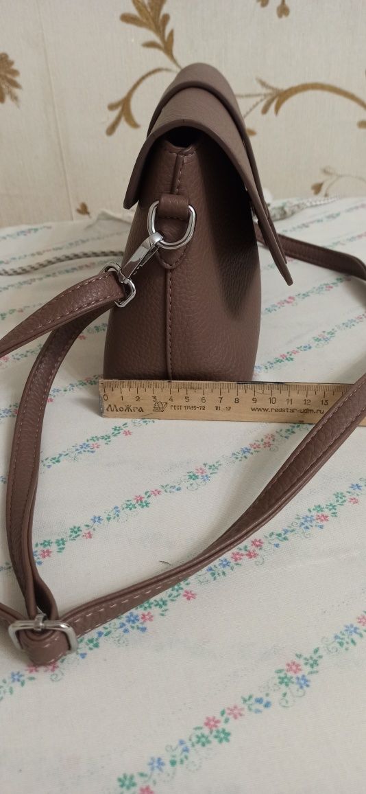 Продам красивую сумочку
