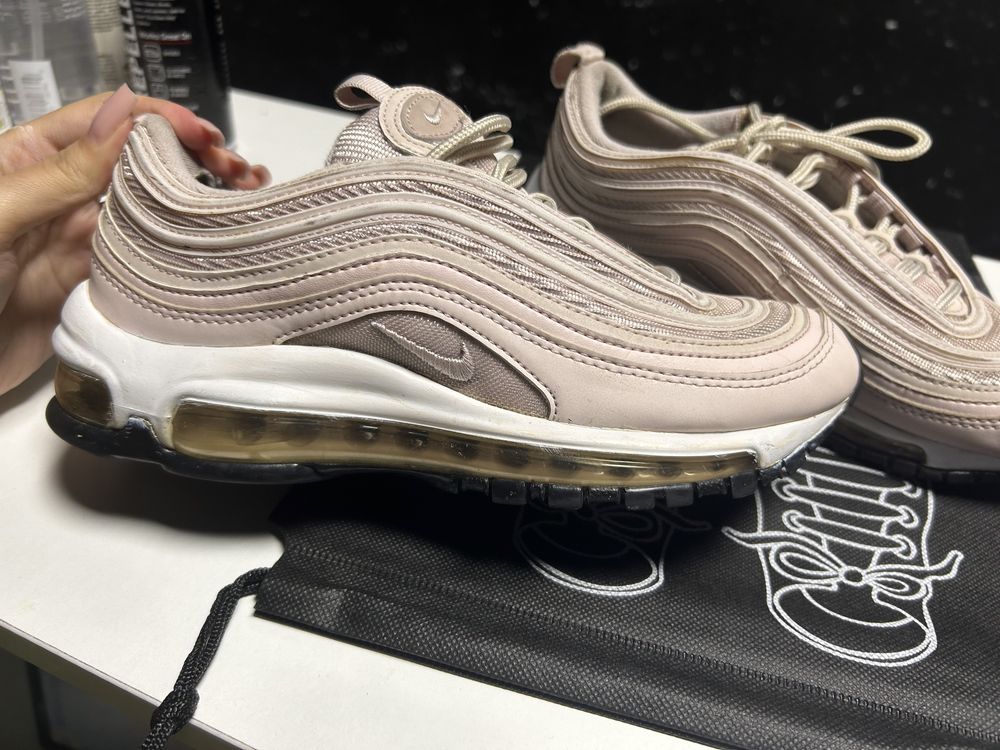 Nike airmax 97 ,purtați ,culoare roz