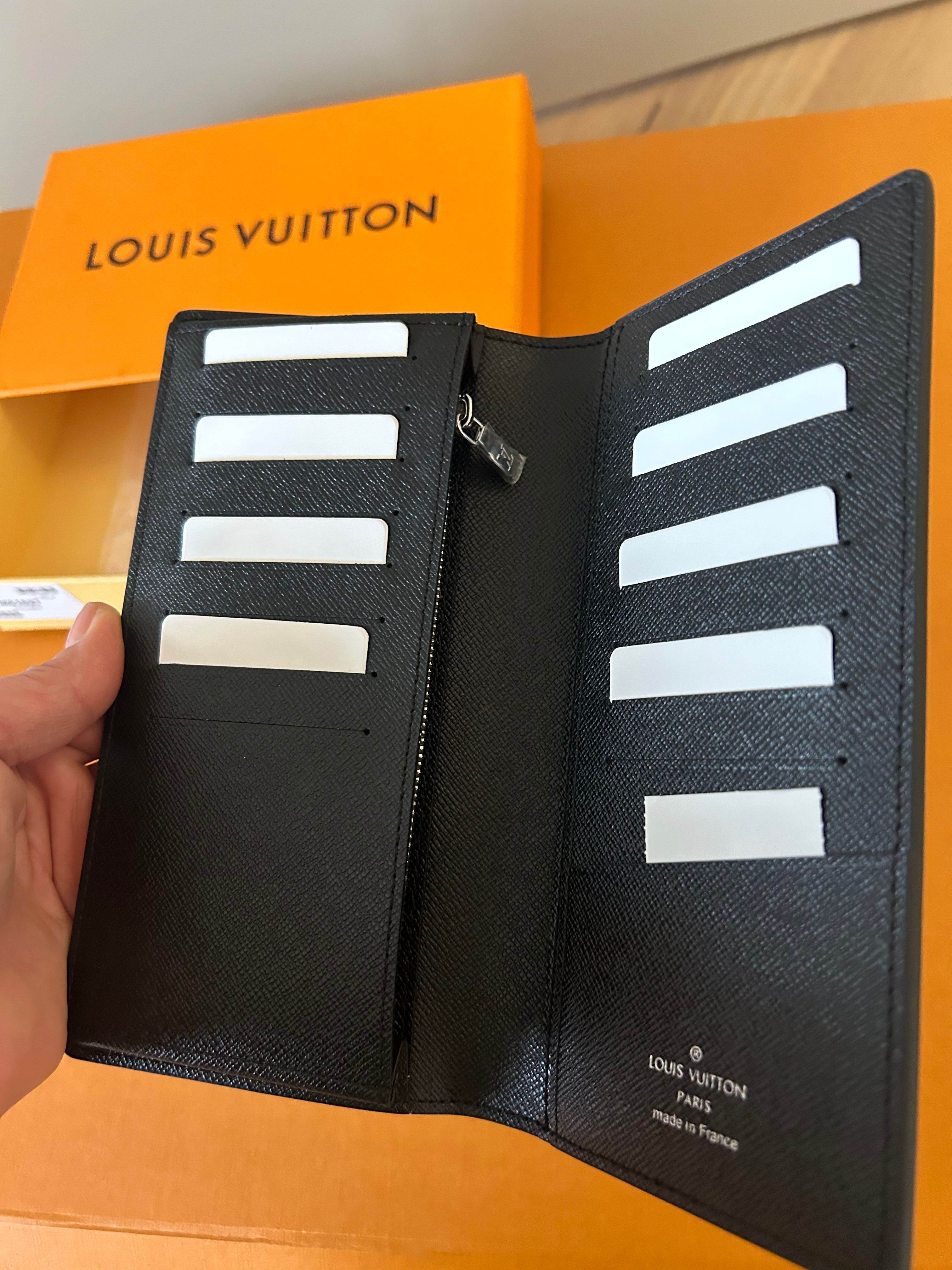 Портфейл Louis VUITTON