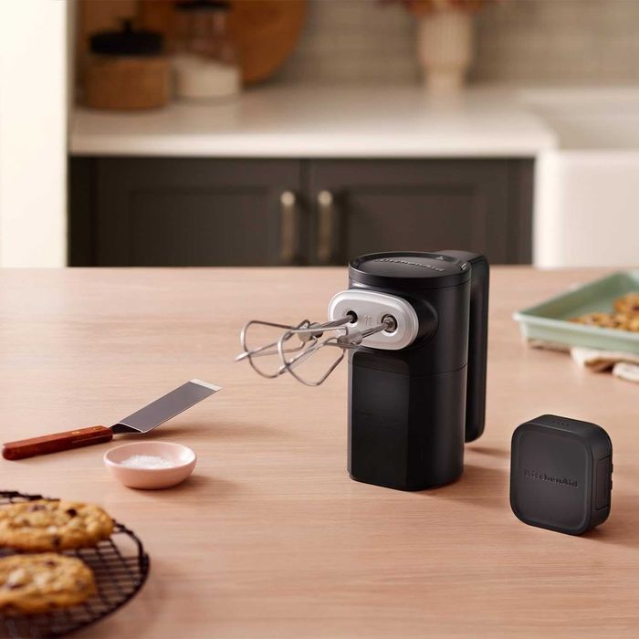 ПРОМО Нов Мощен Безжичен Ръчен Миксер Kitchenaid със 7 скорости