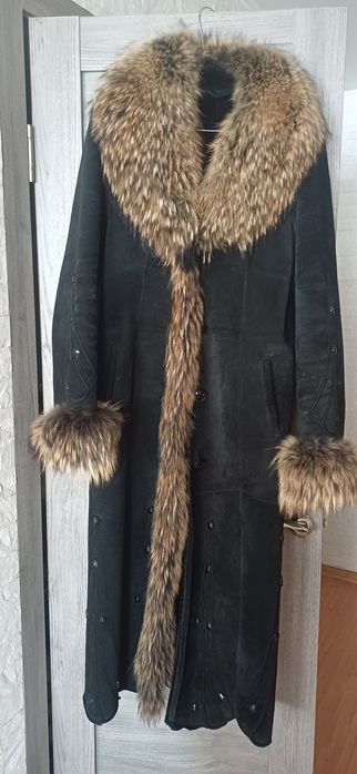 Продам облегченую дублёнку б/у в отличном состоянии