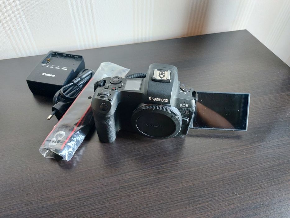 Canon eos R  в идеальном состоянии