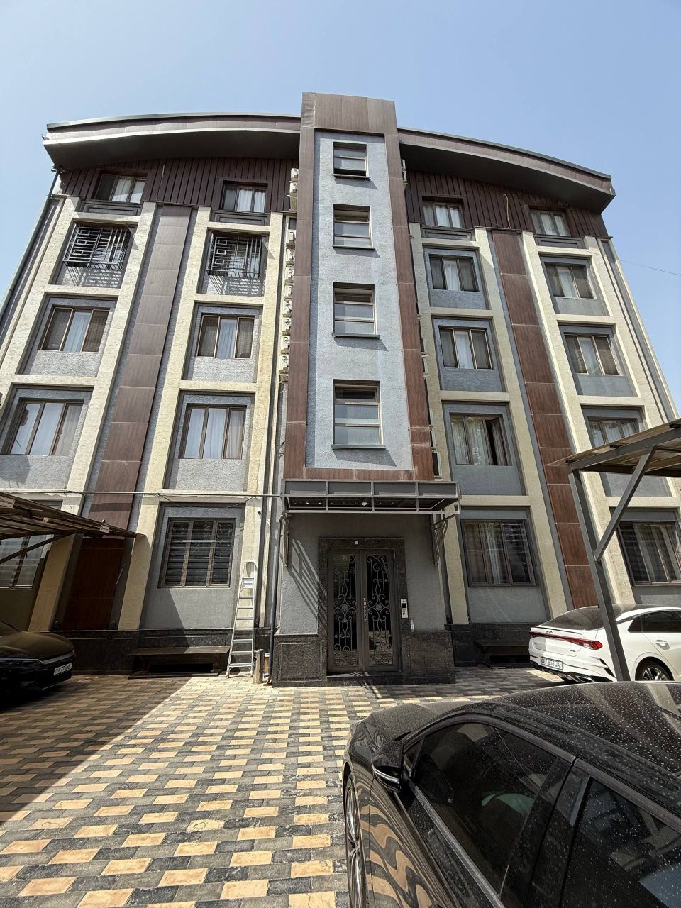 Продам квартиру новостройке Жк Botanica Delux 4/2/5 175m2