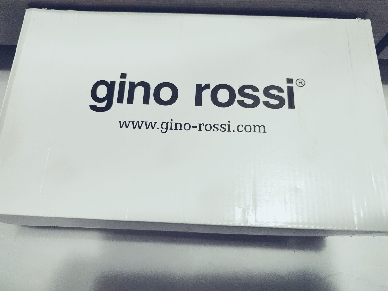 Обувки Gino Rossi