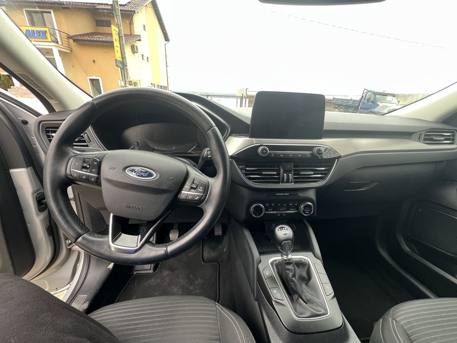 OCAZIE !!!  Ford kuga 2020 hybrid