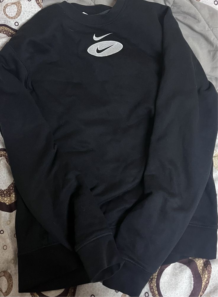 Nike swoosh блуза