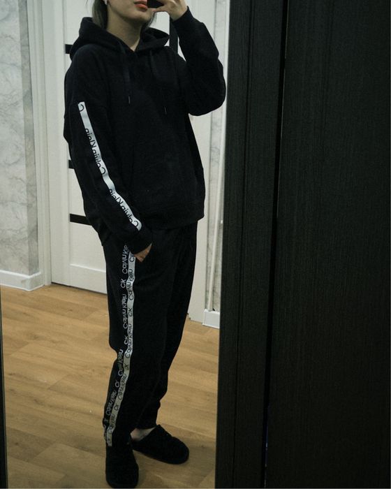 Продам двойку calvin klein