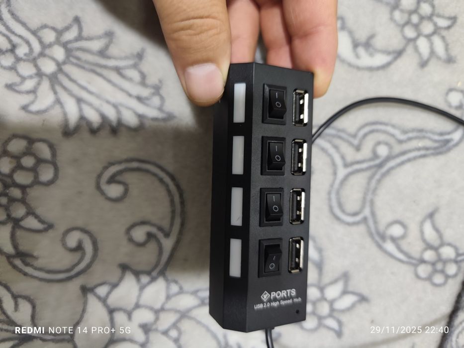 Usb hub ideal holatda