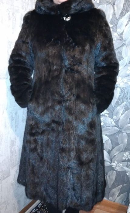 Продам шубу норковую