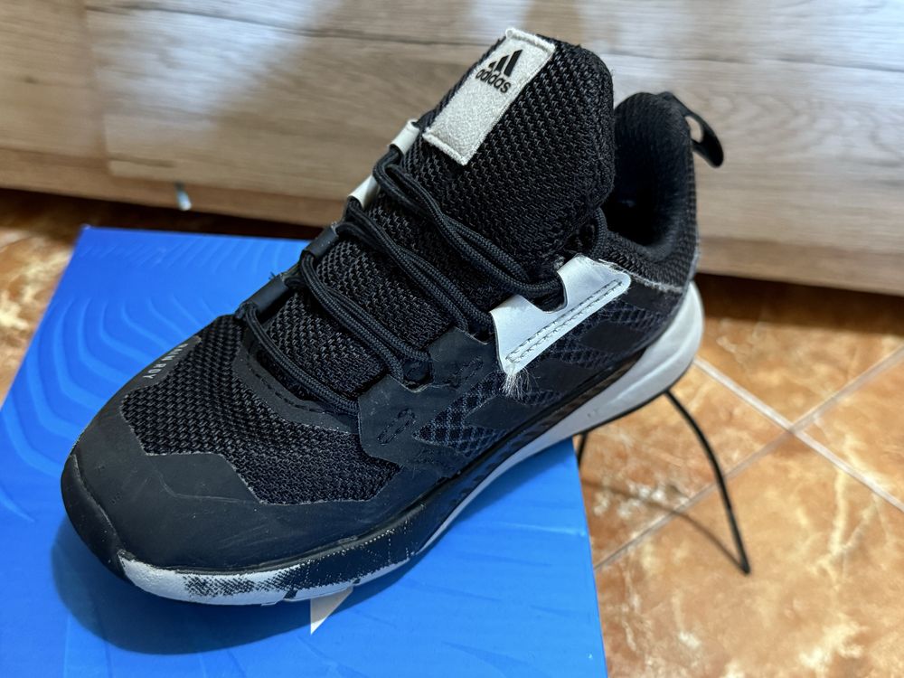 Детски маратонки Adidas Terrex