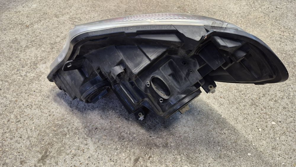 Оригинален  десен фар Hella  за  Mercedes  Sprinter  2013-2018г