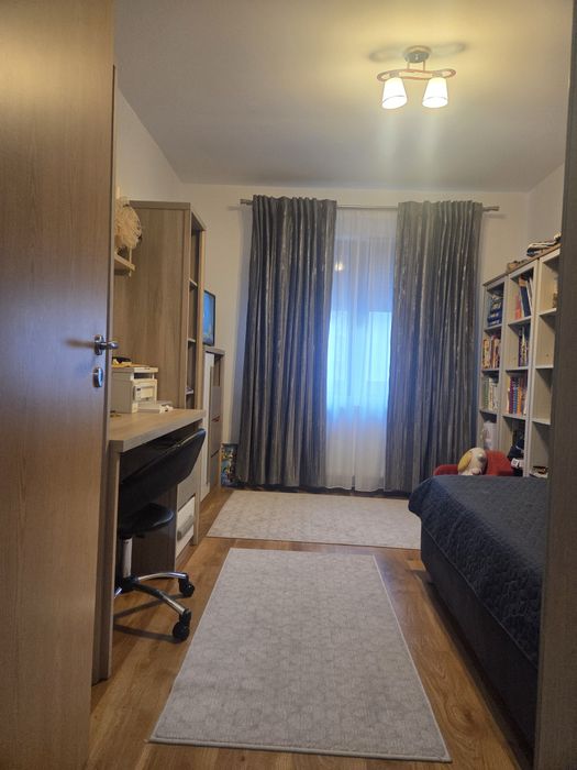 Apartament 3 camere 95 mp total  Augustin Coman nr 8-1