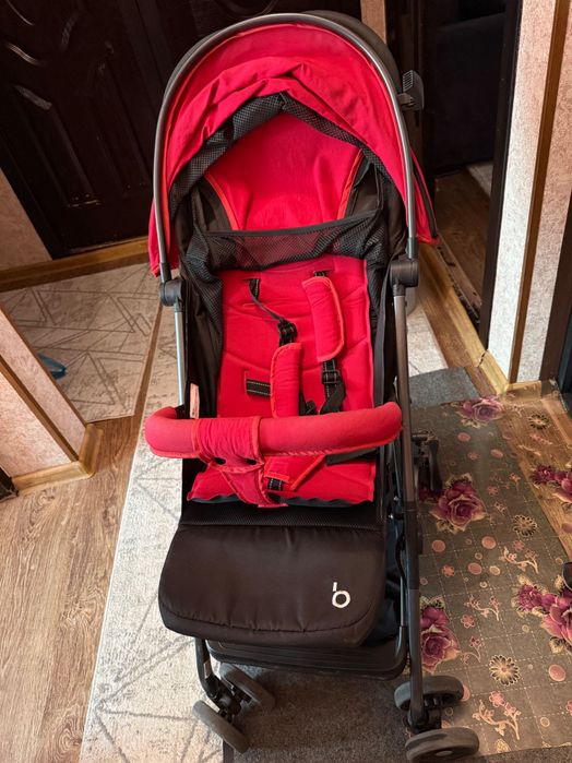 Коляска в отличном состоянии