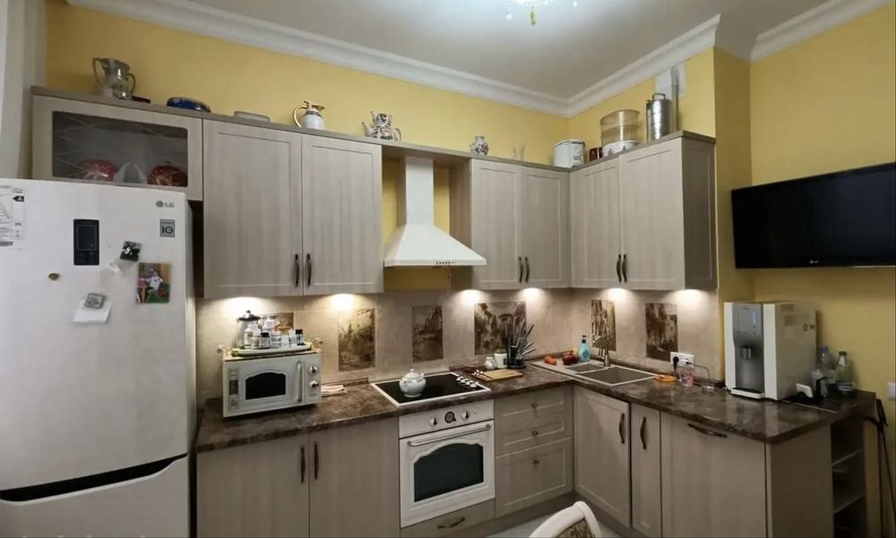 Продам кухонный гарнитур