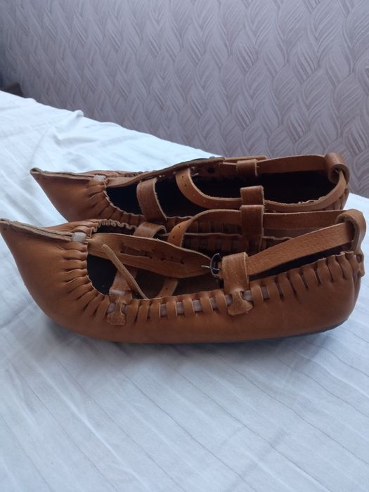 Цървули за народни танци