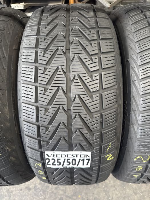 225/50/17 Vredestein M+S