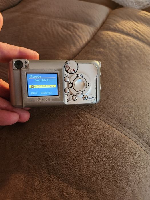 Cameră foto-video CANON PowerShot A410, funcțională.