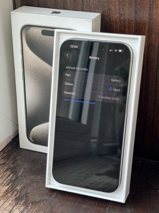 iPhone 15 Pro - 128GB - 89% Baterie - Natural Titanium