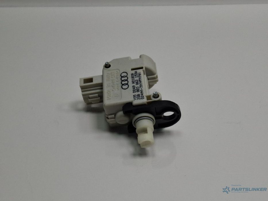 Motoras deschidere rezervor AUDI A4 III Avant 8ED, B7 2004 - 2008 TDI BKE, BRB 8E0862153A