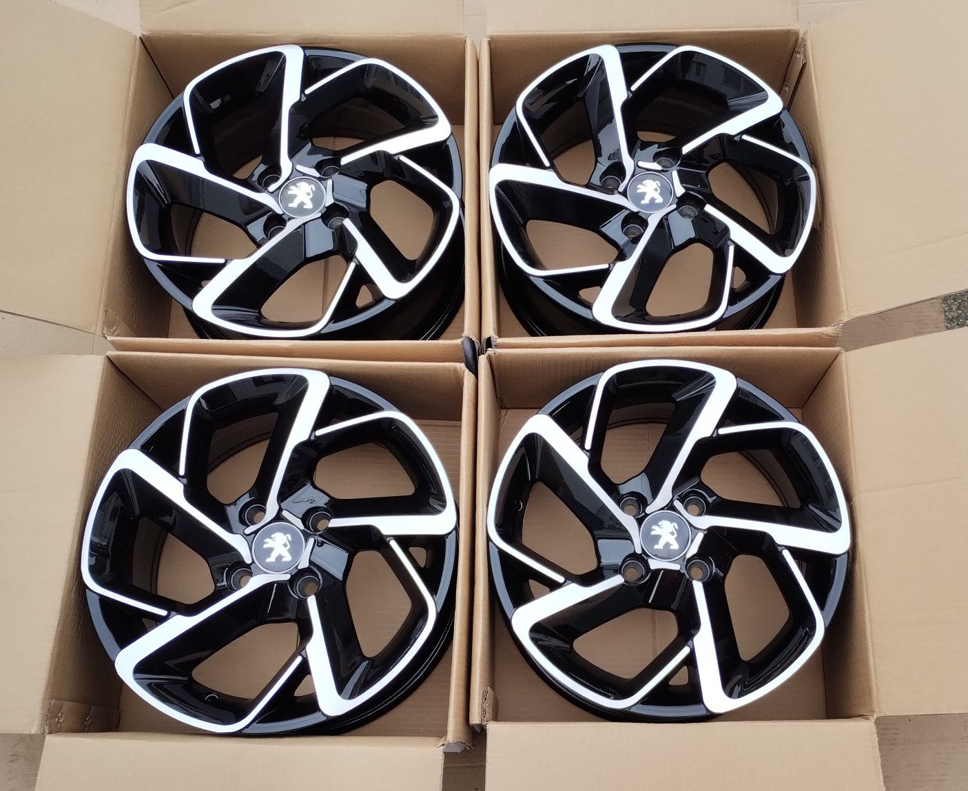 Jante 15 Peugeot 208, 207, 206, 307. 308  Partner 4x108 R15 ET25 NOI