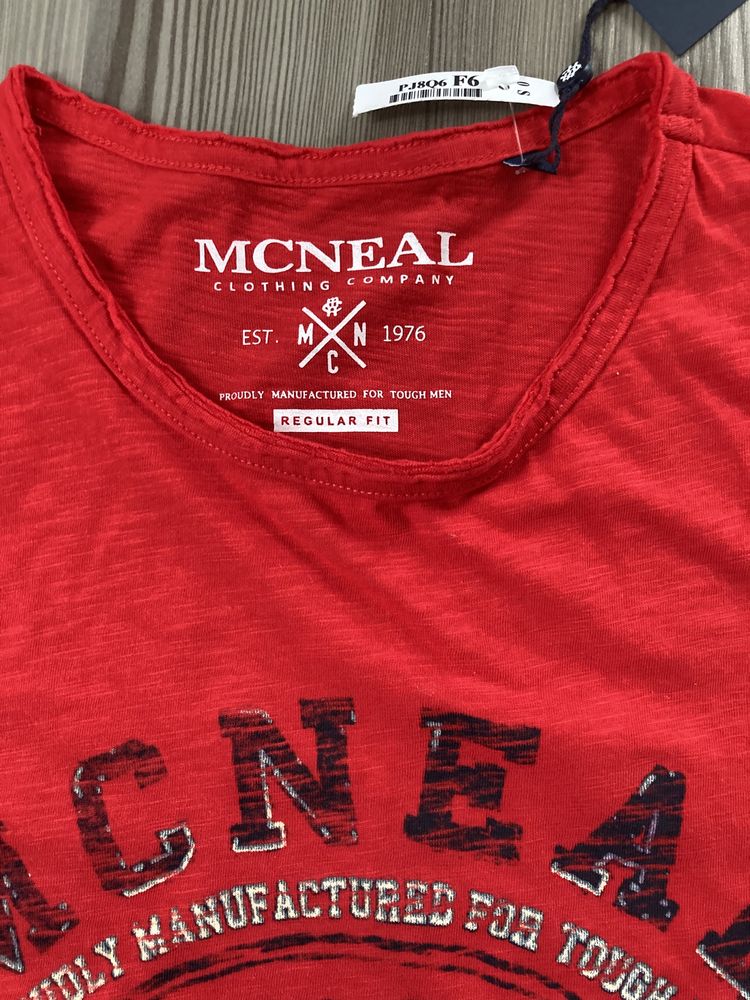 Tricou Mcneal marimea L regular