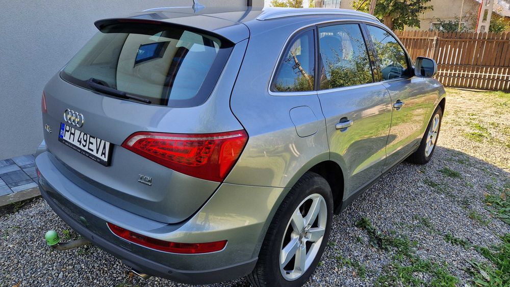Vand Audi Q5 2011