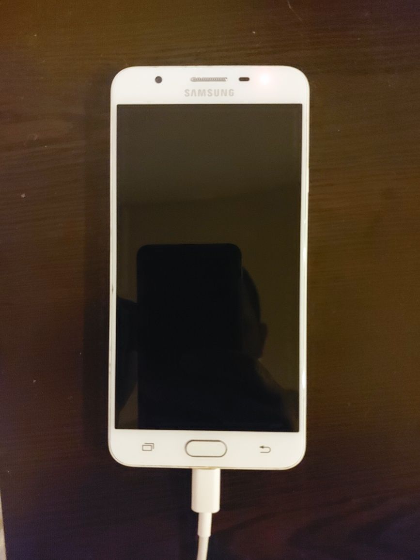 Samsung Galaxy J7 prime