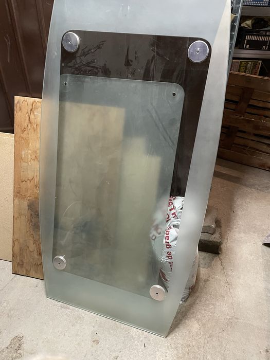 Masa sticla securizată