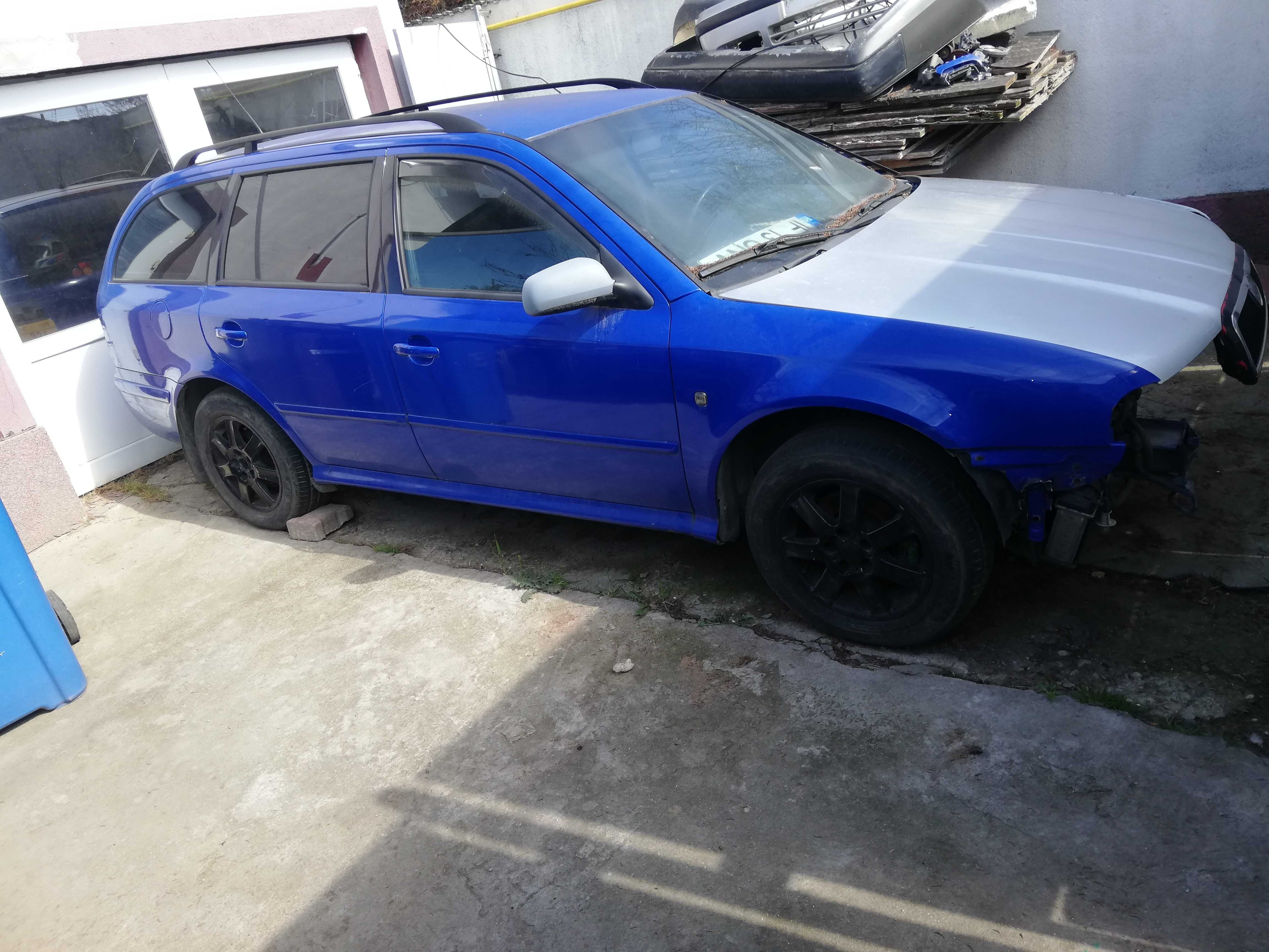 Skoda octavia 1 tdl 4x4 avariat